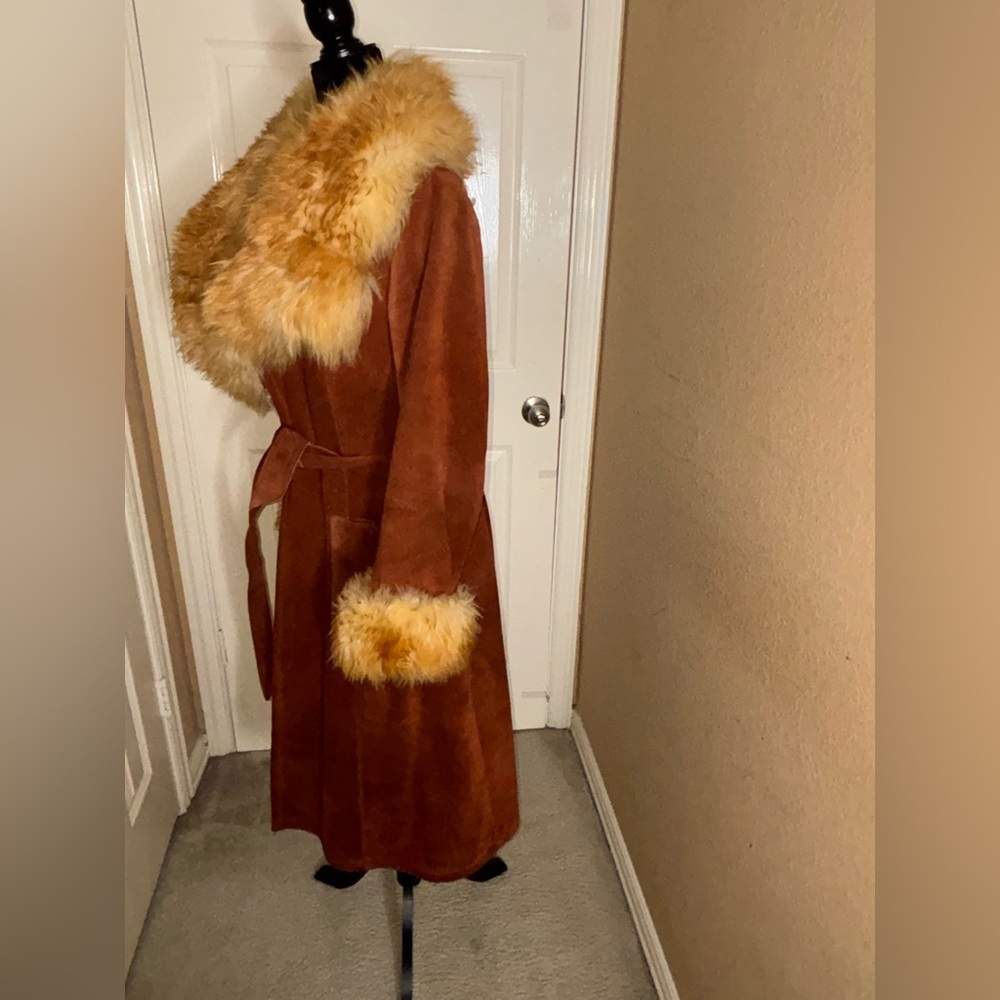 Vintage INSANE GORGEOUS  Rust Colored shearling sheepskin princess coat Size 12​ - Picture 4 of 12